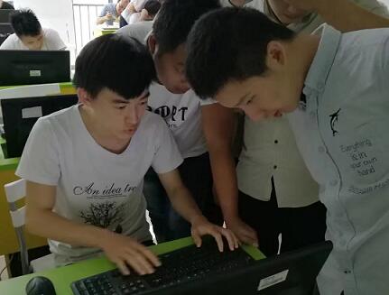 武汉达内PHP课程新老学员交流会